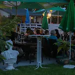 Inn Zum Loewen - Restaurant Akropolis 2*