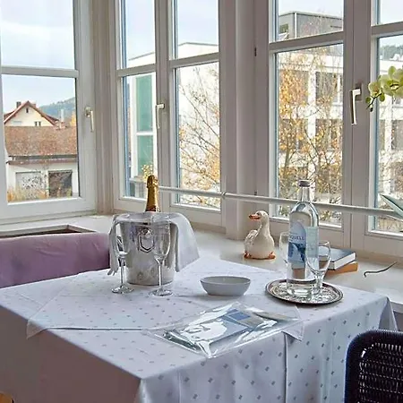 Zum Loewen - Restaurant Akropolis Fogadó