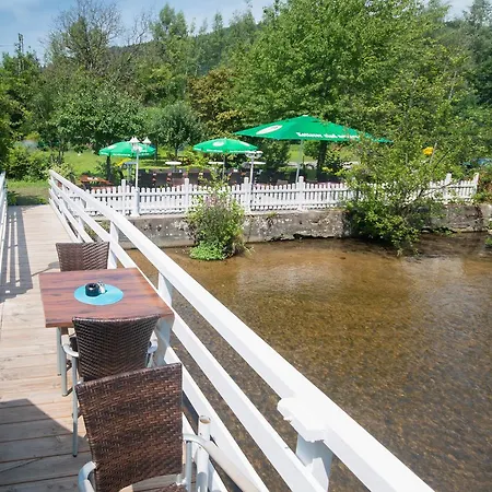 Locanda Zum Loewen - Restaurant Akropolis 2*